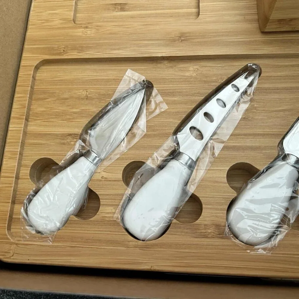 NEW Premium Bamboo Cheeseboard Cheese & Cracker Tray with Utensils